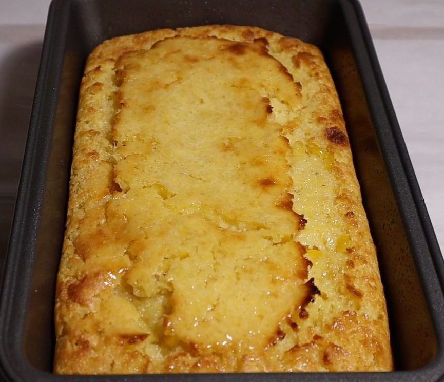 Soft scoop cornbread