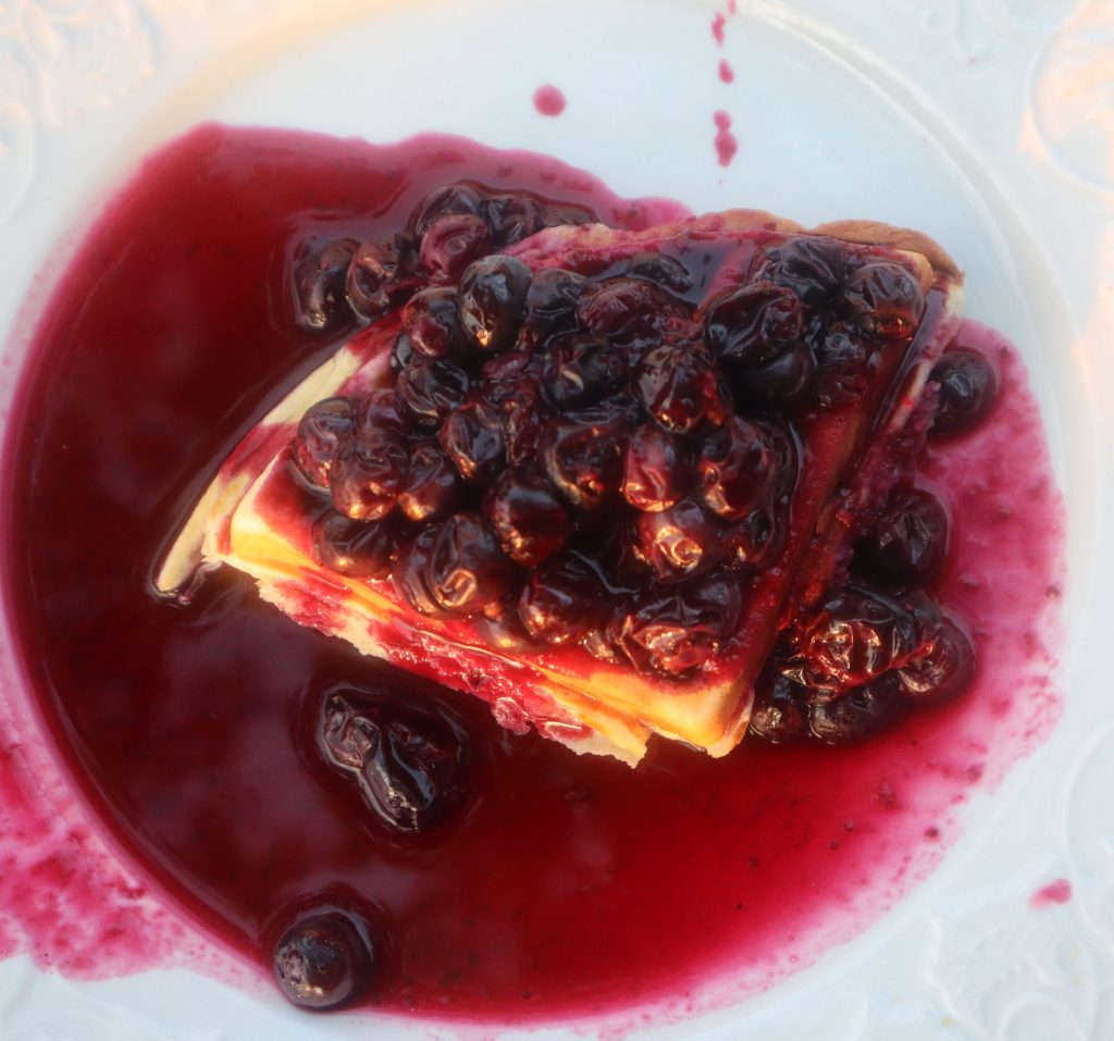 Quick Easy Blueberry Compote (Ready in 12 Minutes!)